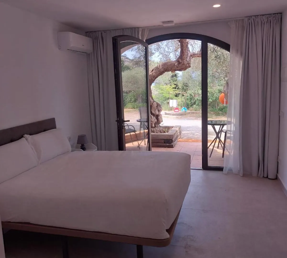 Hotel Nuevo Ondina 巴古尔 3*,